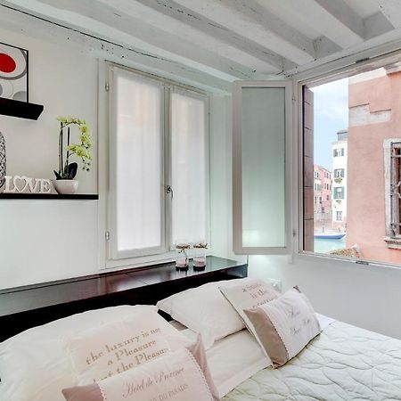 Cannaregio Canal View - Marco Polo By Wonderful Italy Венеция Экстерьер фото