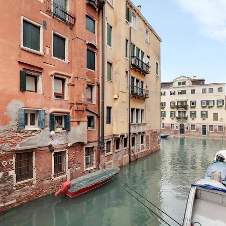 Cannaregio Canal View - Marco Polo By Wonderful Italy Венеция Экстерьер фото