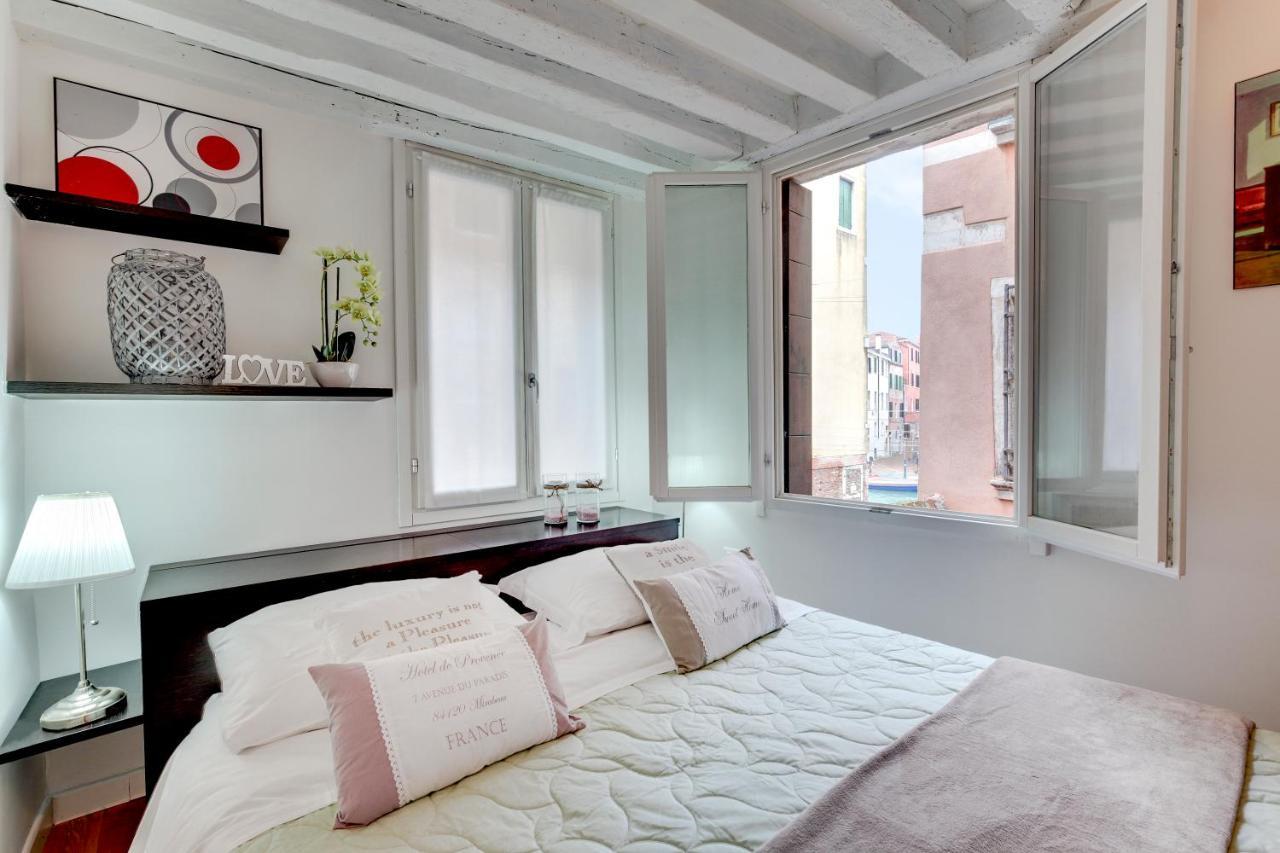 Cannaregio Canal View - Marco Polo By Wonderful Italy Венеция Экстерьер фото